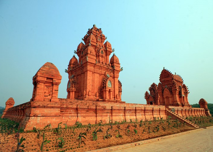 Du lịch miền Nam - Tham quan Tháp Chàm Poshanu