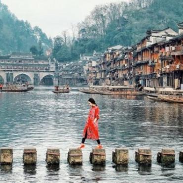 Tour du lịch Trung Quốc 5N4Đ: Từ Hà Nội - Ân Thi -  Trương Gia Giới - Phượng Hoàng Cổ Trấn - Bay  Vietjet air  Siêu tiết kiệm
