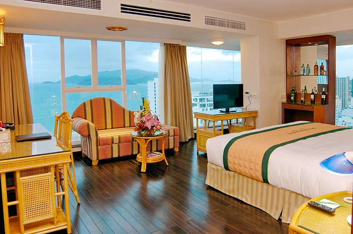 Lưu trú khách sạn đạt chuẩn