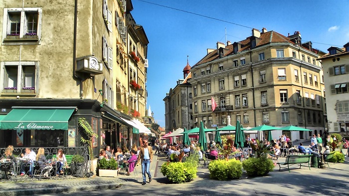 Quảng trường Place du Bourg‐de‐Four