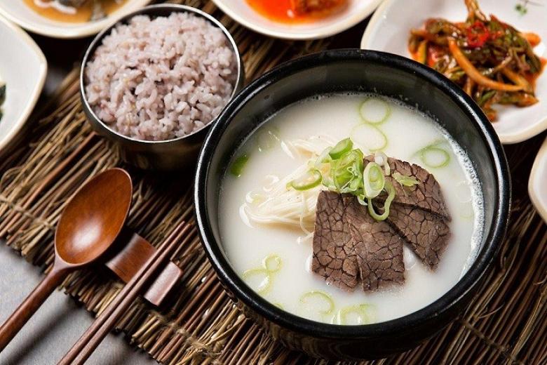 Thưởng thức ẩm thực Hàn Quốc