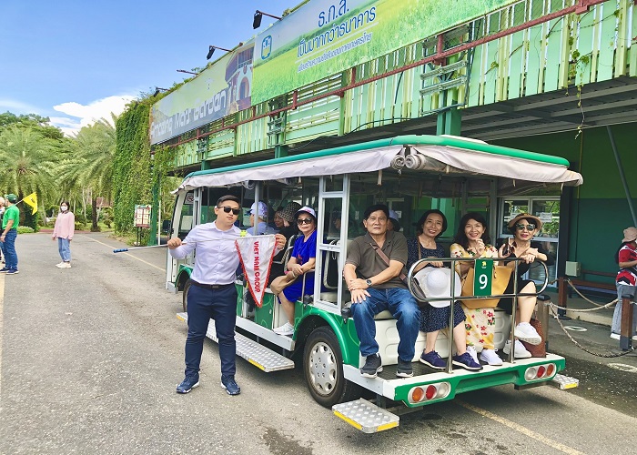 Vui chơi, tham quan