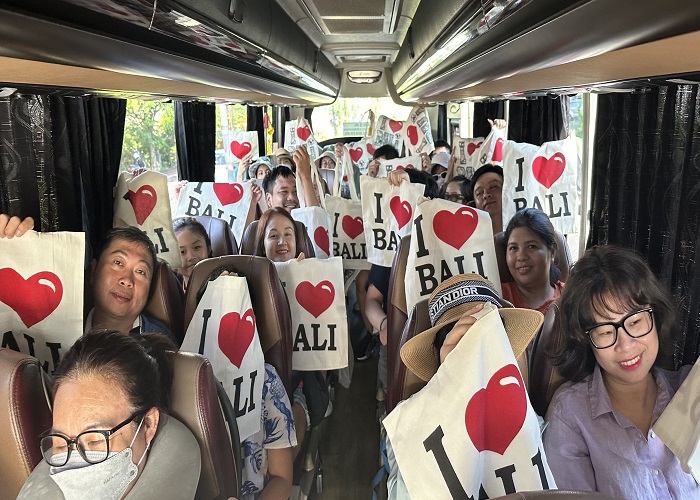 Vui chơi, tham quan