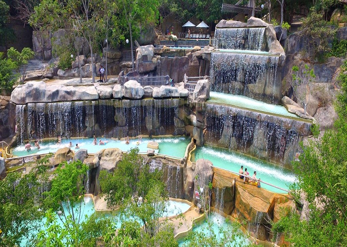  tắm khoáng tại Iresort