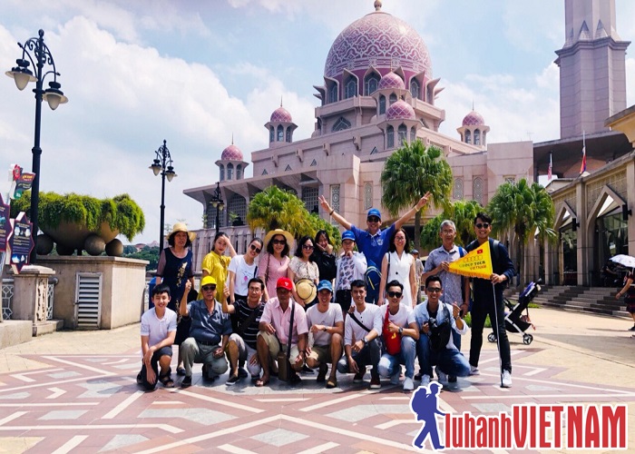 Thánh Đường Hồi Giáo Quốc Gia