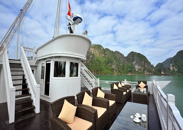 Du thuyền Paradise Elegance 5 sao