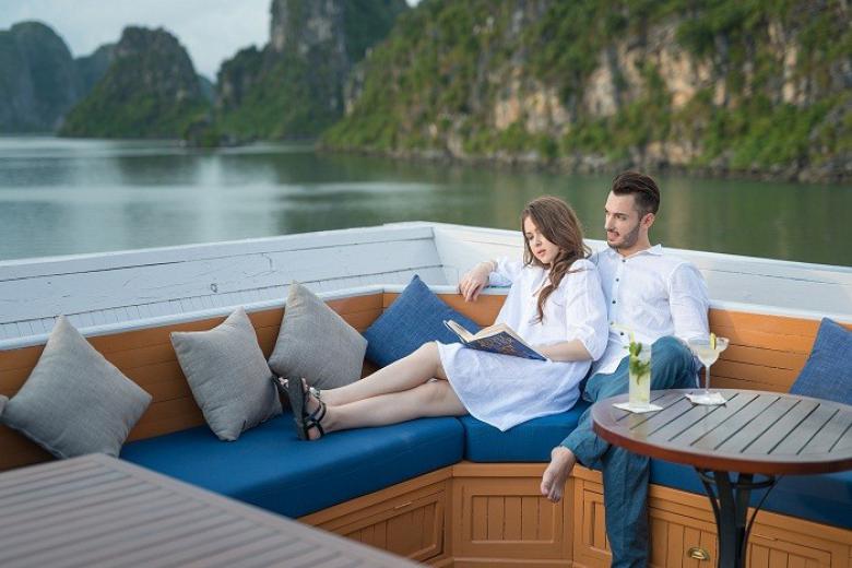 Du thuyền Paradise Luxury 5 sao