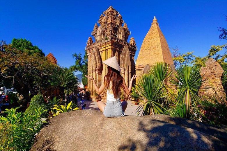 Tháp Bà Ponagar Nha Trang