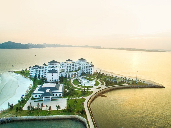 Combo Hạ Long 3 ngày 2 đêm lưu trú Vinpearl Resort & Spa Hạ Long