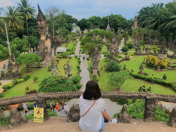 Công viên vườn tượng Phật Sala Keok