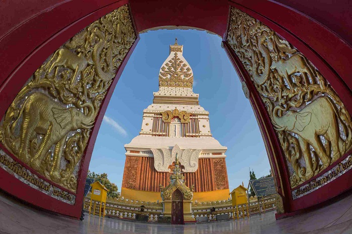 Tham quan tháp Phra That Phanom