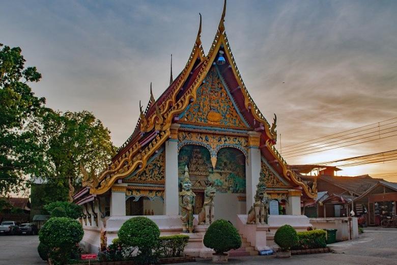 Chùa Wat Si Muang