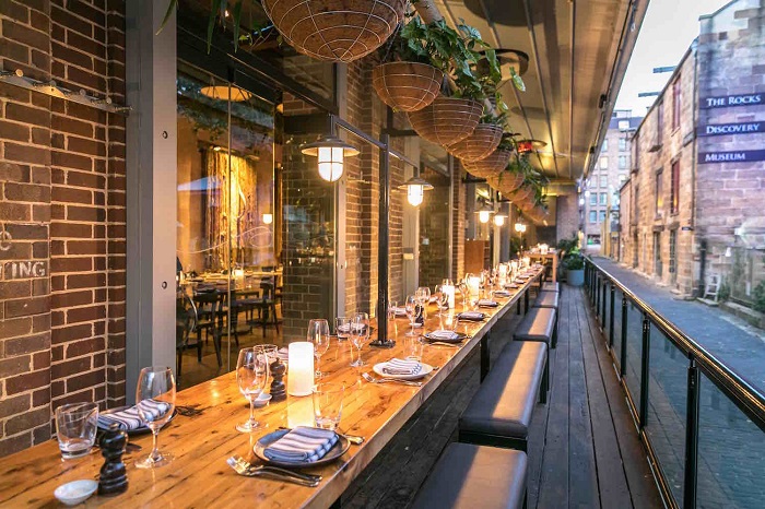 pony-dining-the-rocks-dining-table--pony-dining_1