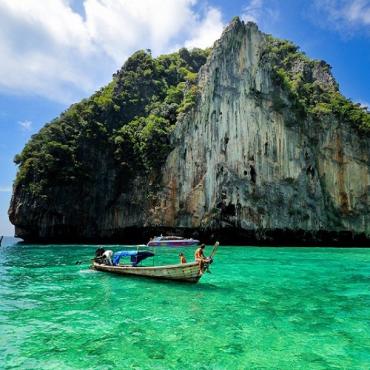 Tour Phuket Thái Lan Cao Cấp 4N3Đ: HCM - Phuket - Đảo Phi Phi - Vịnh Maya, Tặng BBQ Hải Sản, KS 4*