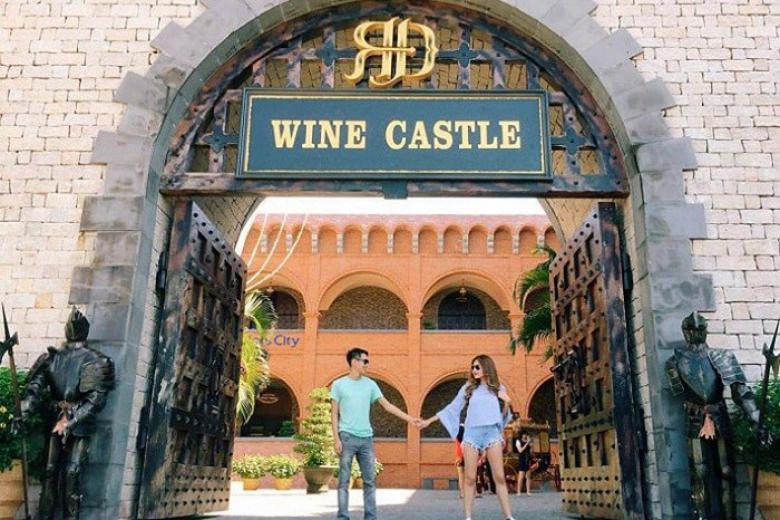 Lâu Đài Rượu Vang