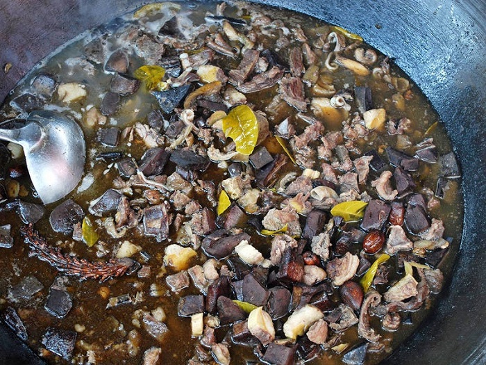 Thưởng thức thắng cố - đặc sản Hà Giang