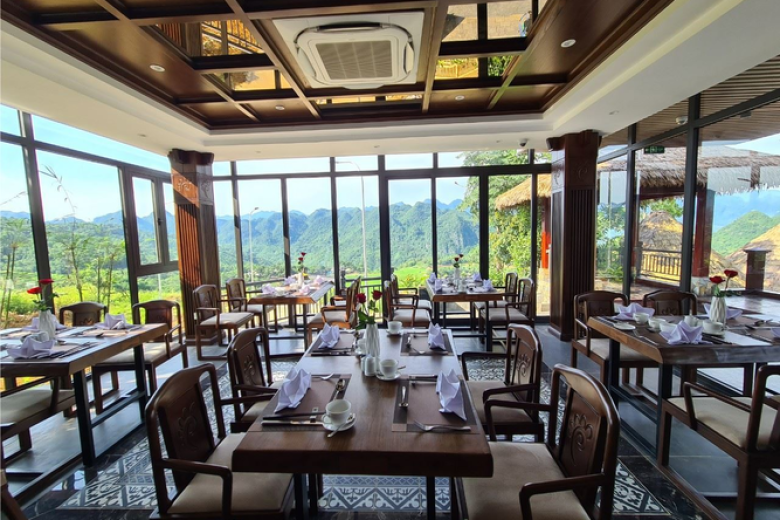 Nhà hàng Mai Châu