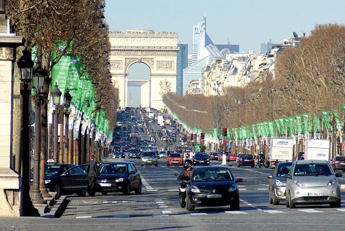 Champs-Elysees_1