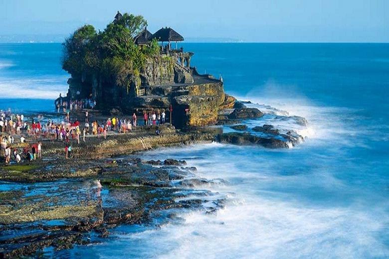 Đền Tanah Lot