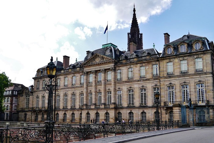 Cung điện Palais Rohan