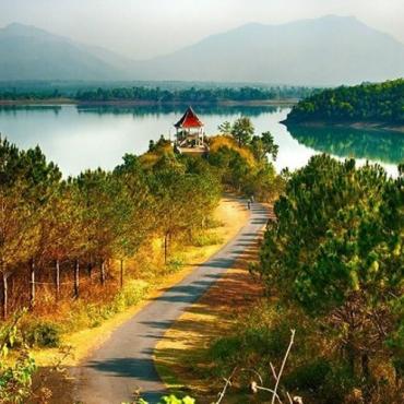 Tour Tây Nguyên 3N3Đ: Từ HCM - Măng Đen - Kom Tum - Gia Lai - Buôn Mê Thuột - Tà Đùng, Xe Limousine