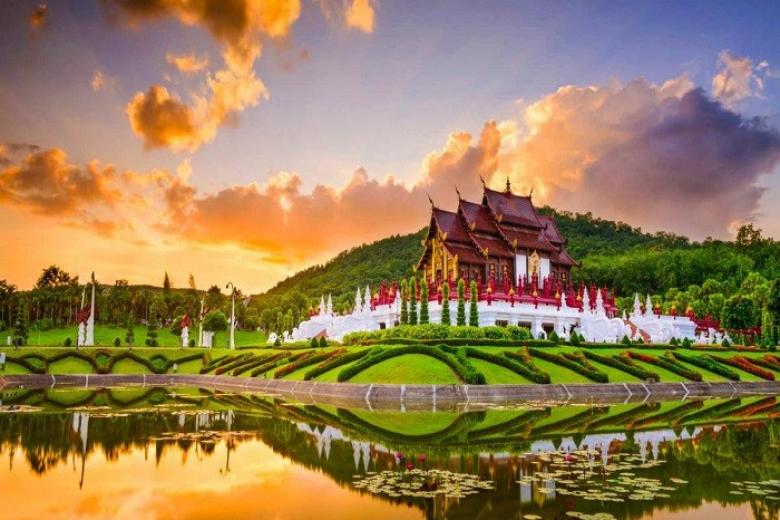 Vườn Hoa Hoàng Gia Royal Flora Garden