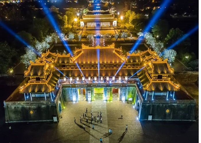 KPH_QuanTheDiTichCoDoHue_DaiNoiVeDem_Dai_Noi_Hue_du_lich_Hue_1