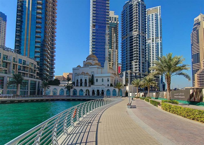 Phố đi bộ Marina Walk