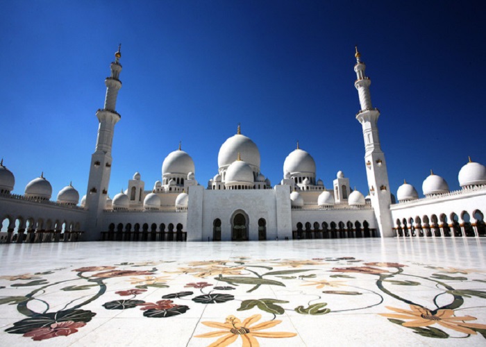 Đại Thánh đường Hồi giáo Seikh Zayed dát vàng