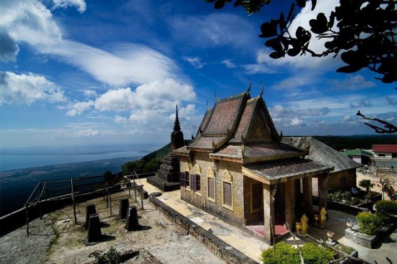 Chùa Năm thuyền
