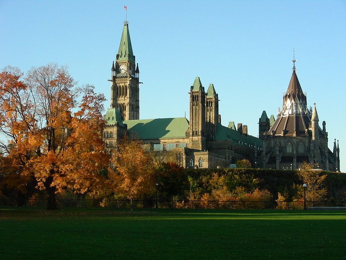 Parliament_Hill_canada
