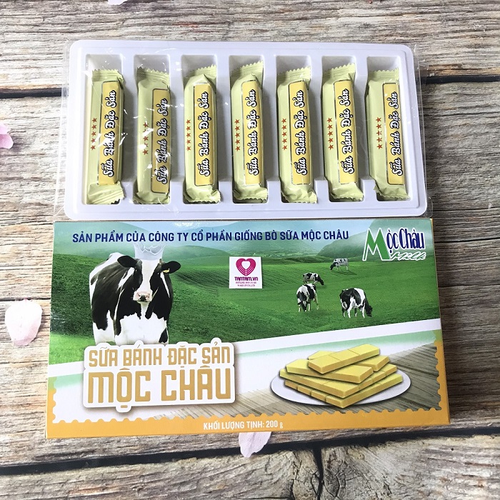 Mua bánh sữa Mộc Châu về làm quà