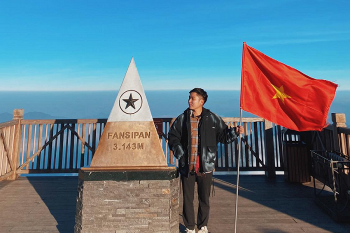 Fansipan - nóc nhà của Đông Dương 