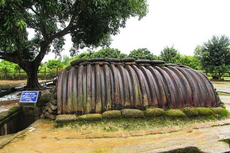 Hầm chỉ huy của Tướng Đờ Cát