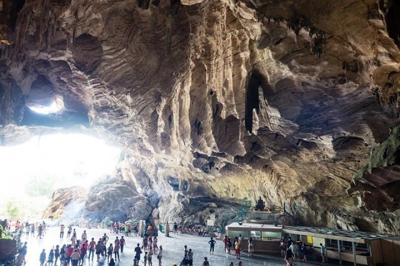 Kek Lok Tong Cave Temple
