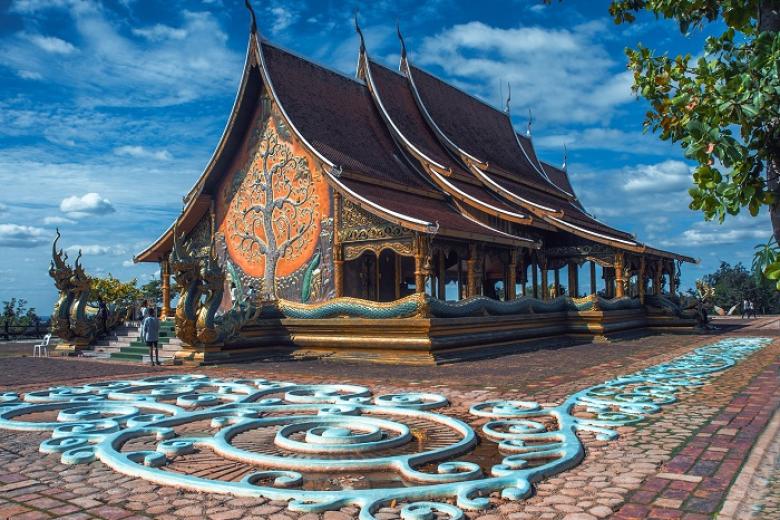 Wat Sirindhorn Wararam Phurao