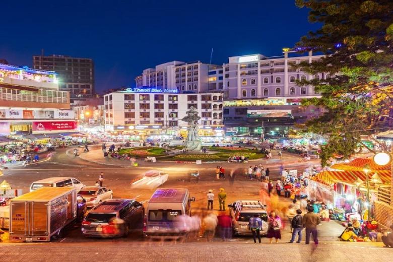 Chợ đêm Đà Lạt
