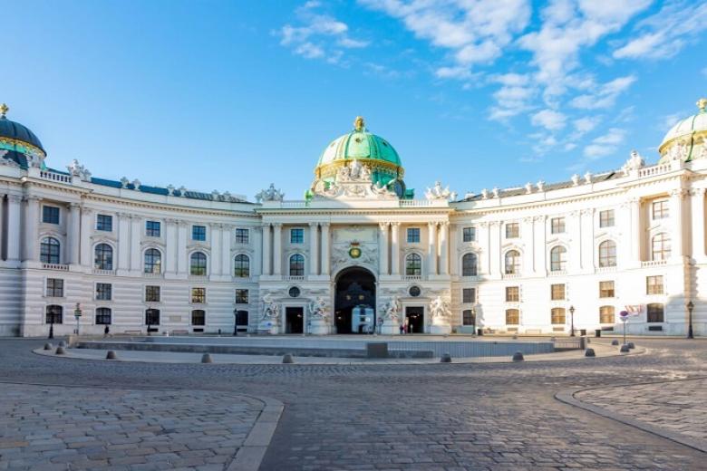 Cung điện Hofburg