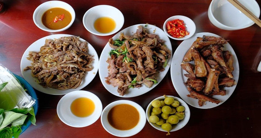 Thịt dê núi Ninh Bình