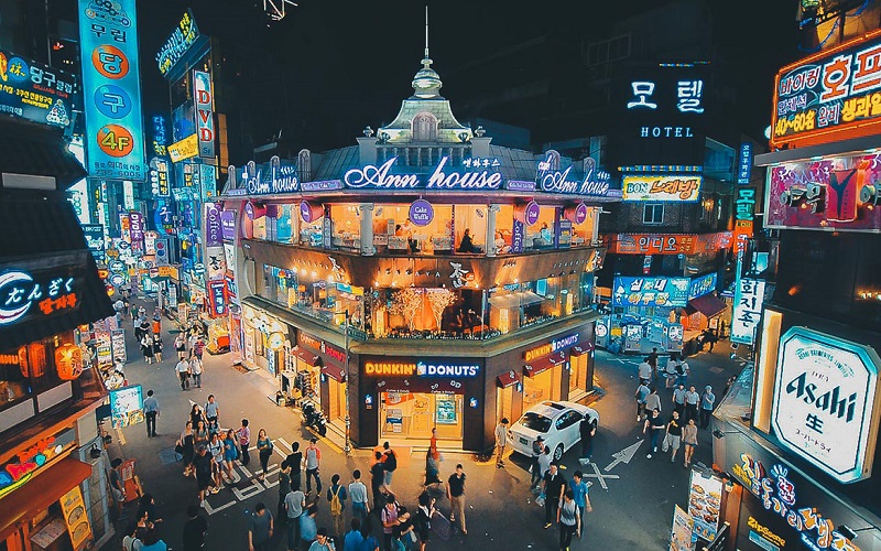 Khu phố Myeongdong