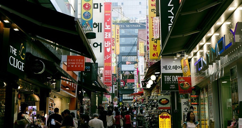Chợ đêm Myeong Dong