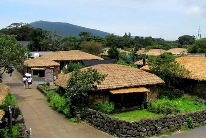 Làng dân tộc Seongeup