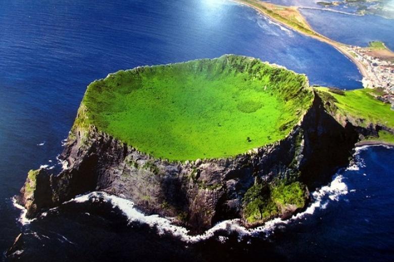 Đỉnh Seongsan Ilchulbong