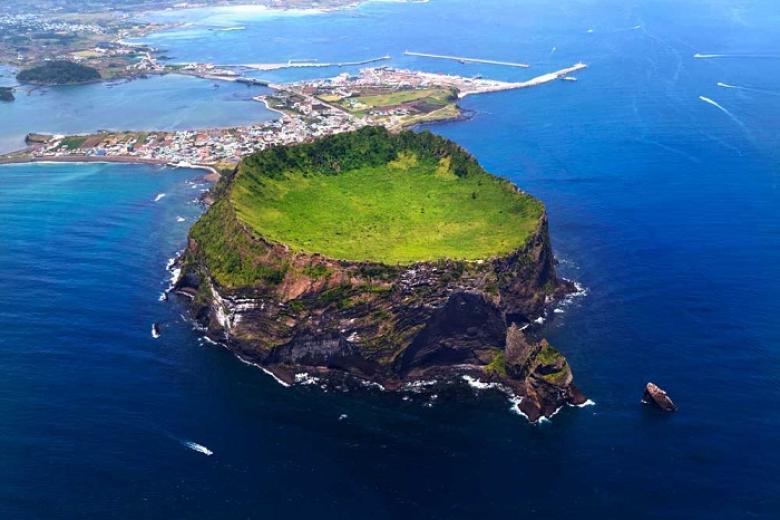 Đỉnh Seongsan Ilchulbong