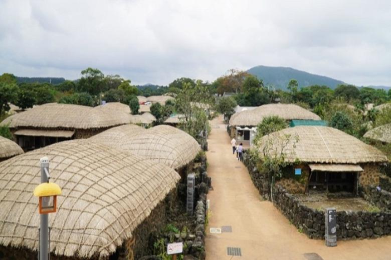 Làng dân tộc Seongeup