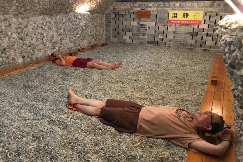 Thư giãn tắm khoáng Jimjilbang