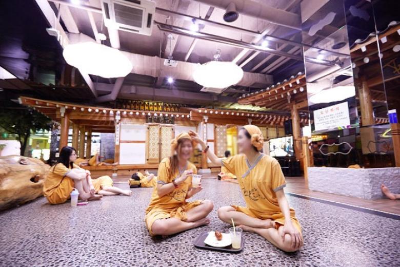 Thư giãn tắm khoáng Jimjilbang