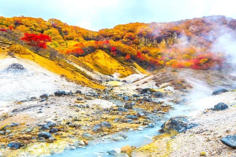 Thung lũng khoáng nóng Noboribetsu Jigokudani
