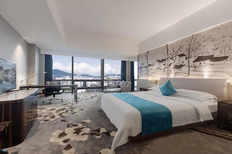 Huaqiang Plaza Hotel