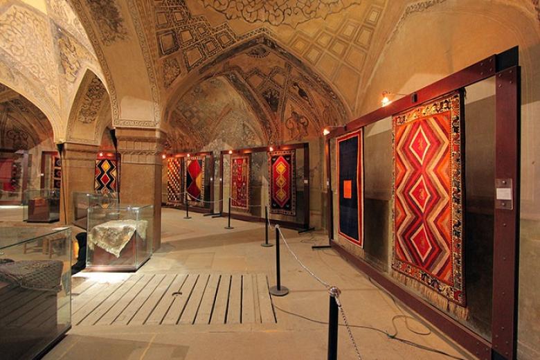 Bảo tàng Thảm Ba Tư